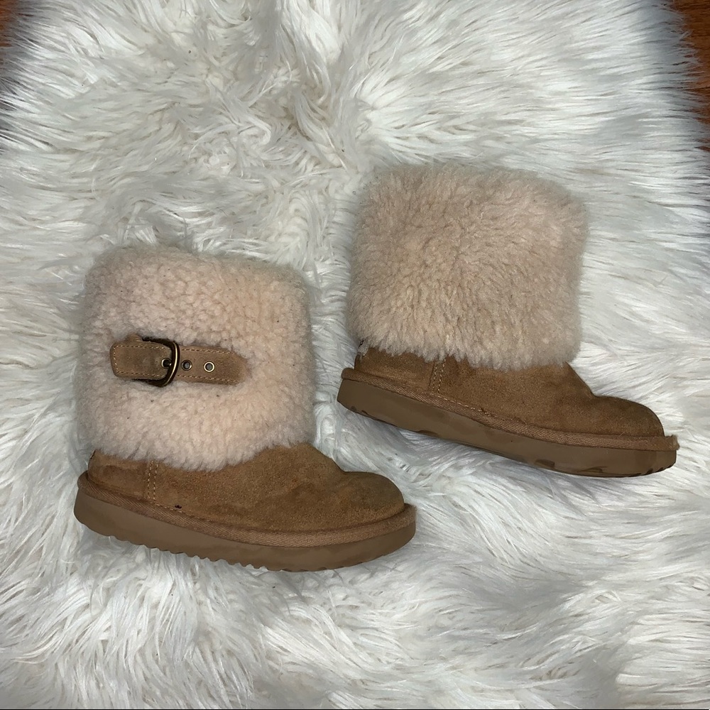 UGG Ellee Chestnut Boots